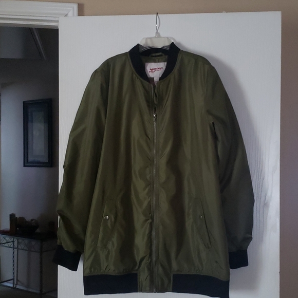 Arizona Jean Company Other - Mens puffer jacket